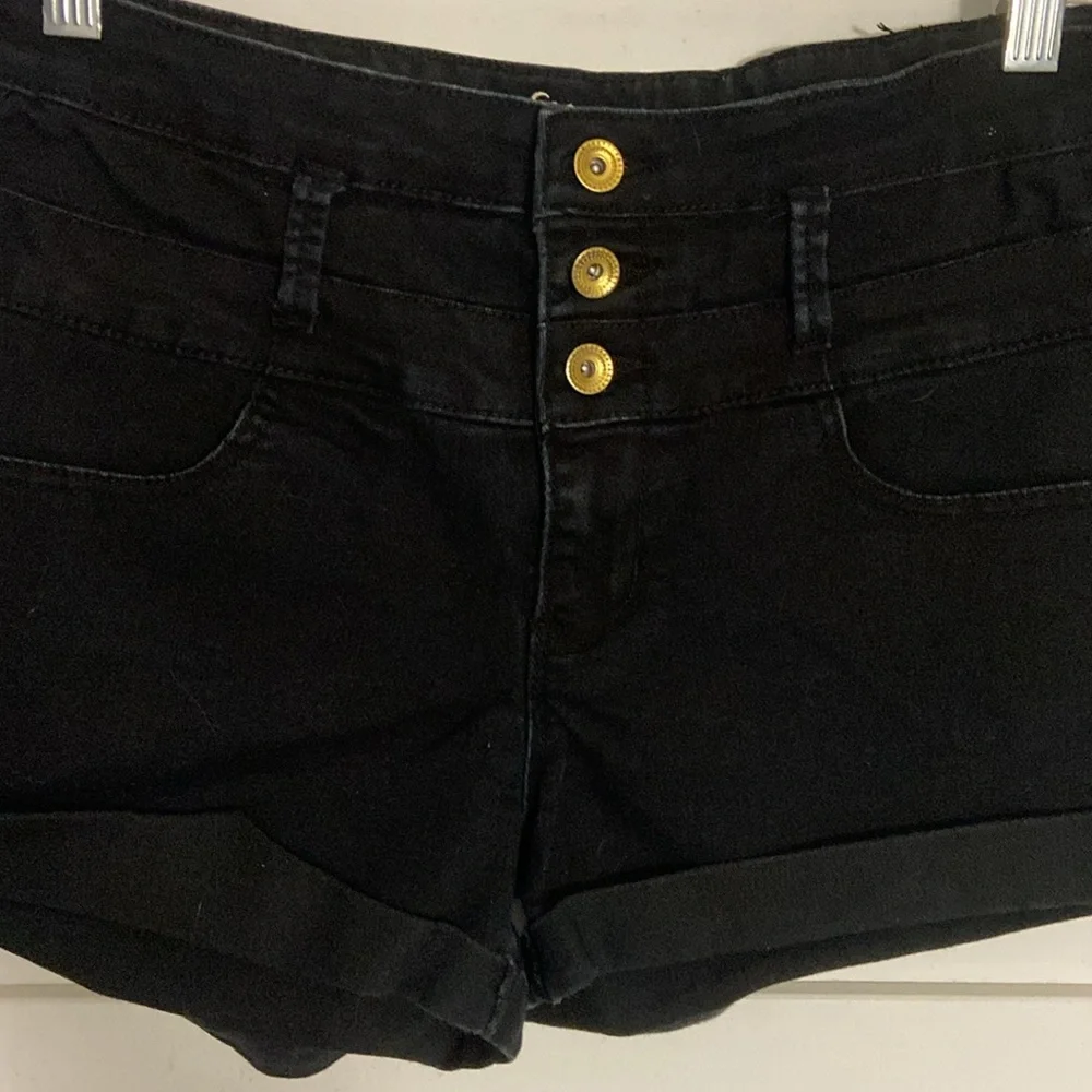 Refuge Black High Waisted Stretch Shorts SZ 10 - Picture 2 of 8